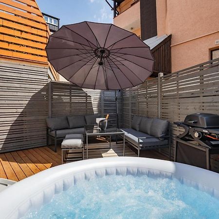Terrace Apartment With 5 Rooms, Whirlpool And Bbq 奥格斯堡 外观 照片
