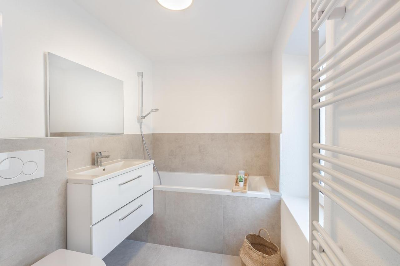 Terrace Apartment With 5 Rooms, Whirlpool And Bbq 奥格斯堡 外观 照片