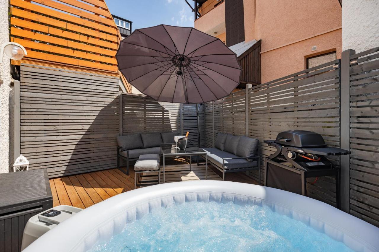 Terrace Apartment With 5 Rooms, Whirlpool And Bbq 奥格斯堡 外观 照片